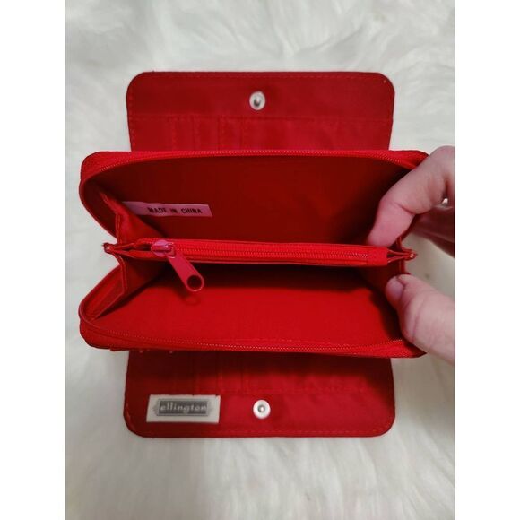 Ellington Nylon Organizer/Wallet - Picture 3 of 5